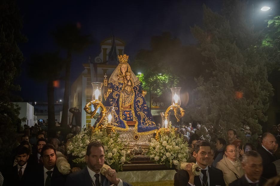 La Virgen de Valme presidió una Santa Misión Evangelizadora multitudinaria a la zona sur de Dos Hermanas